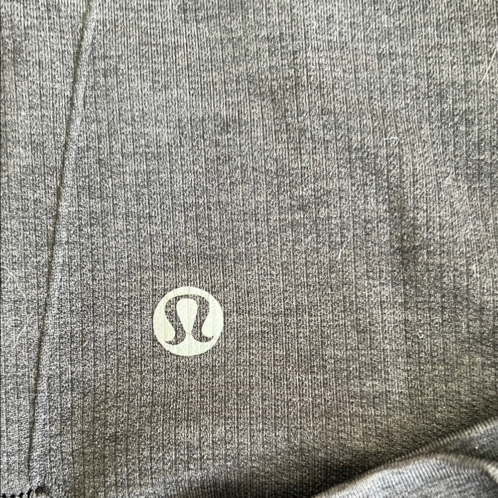 Lululemon Seamless Cropped  Ruched Leggings - Picture 2 of 7